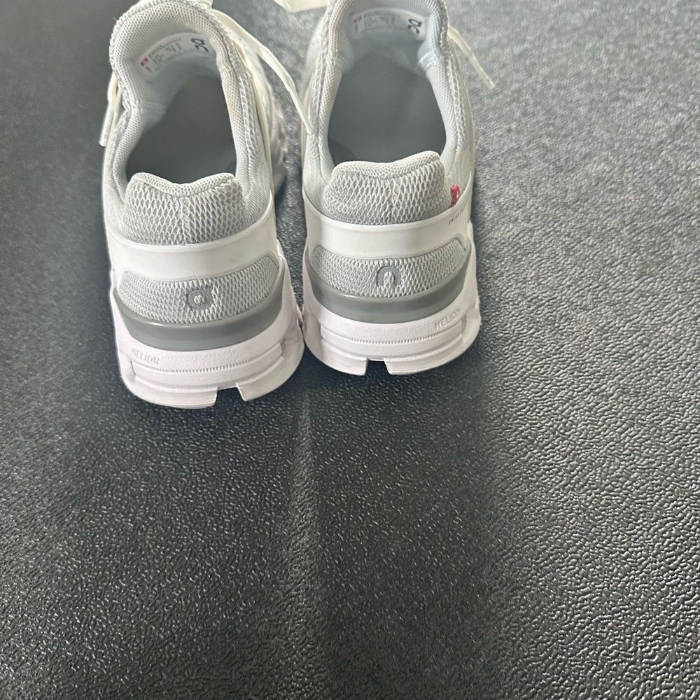 On Running Gray Athletic Shoes with Cushioned Sole - Picture 4 of 5